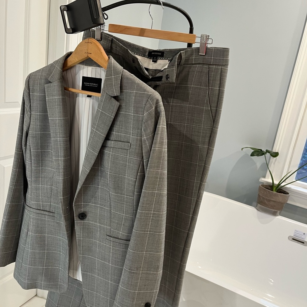 Banana Republic blazer, and trouser suit being sold as a set.